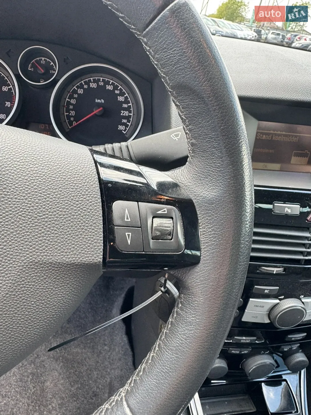 2010 Opel Astra - мініатюра 46