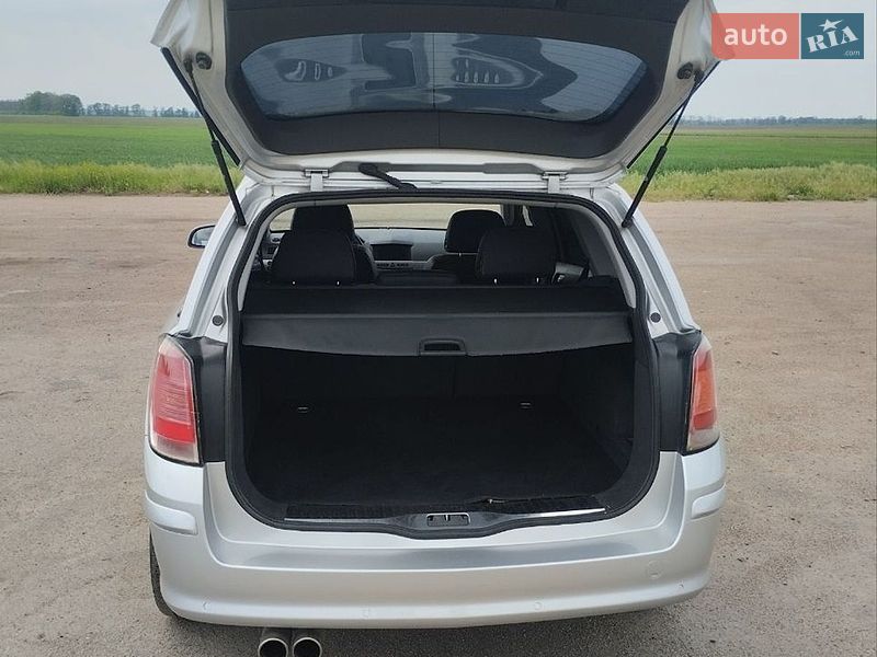 Универсал Opel Astra 2006 в Христиновке
