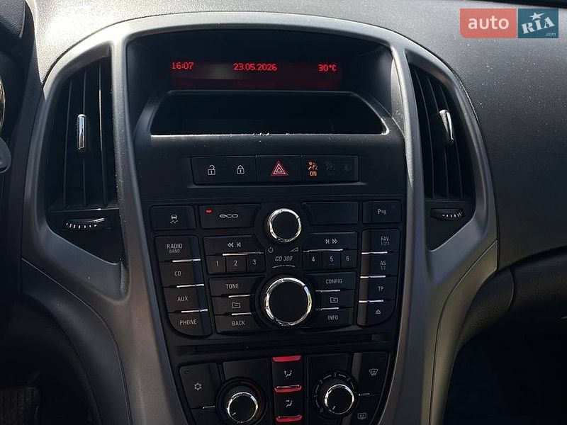 Универсал Opel Astra 2012 в Шепетовке