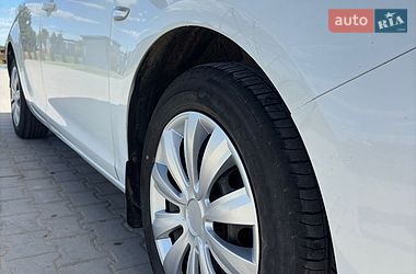 Универсал Opel Astra 2011 в Оброшином