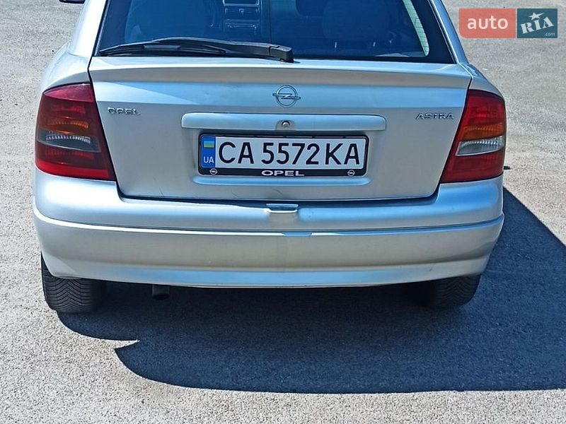 Хетчбек Opel Astra 2002 в Черкасах