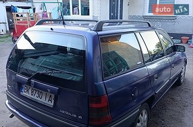Универсал Opel Astra 1996 в Дубно