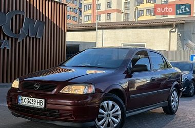 Седан Opel Astra 2008 в Дунаевцах