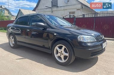 Седан Opel Astra 2008 в Киеве