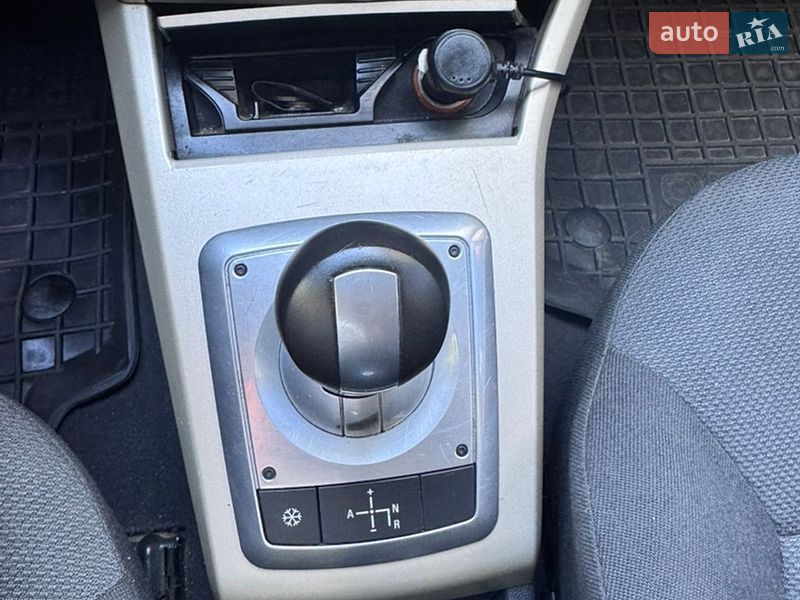 Хэтчбек Opel Astra 2007 в Луцке