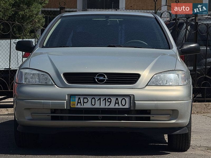 Седан Opel Astra 2006 в Запорожье
