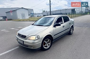 Седан Opel Astra 2006 в Белой Церкви