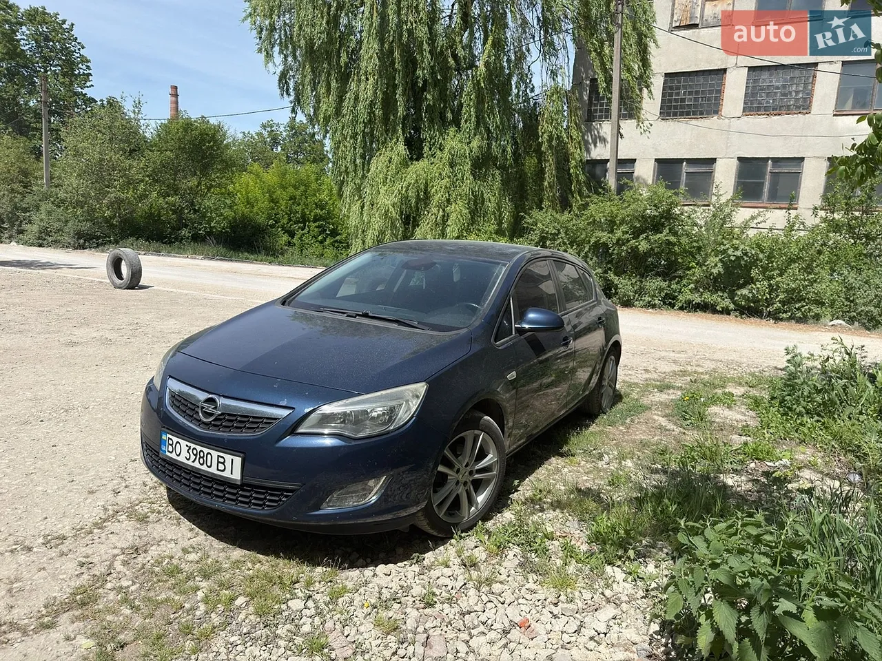 2011 Opel Astra - мініатюра 12