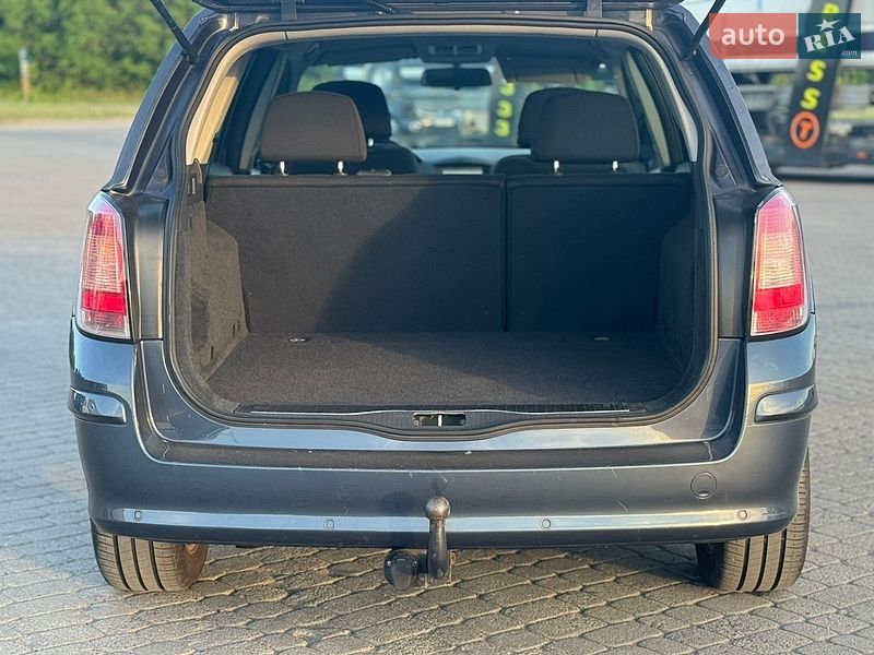 Универсал Opel Astra 2008 в Радивилове
