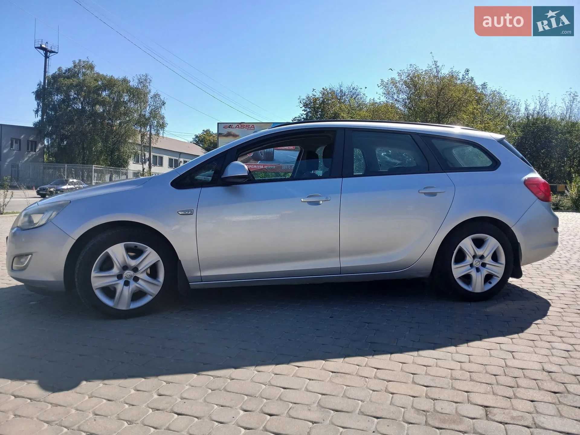 2010 Opel Astra - мініатюра 8