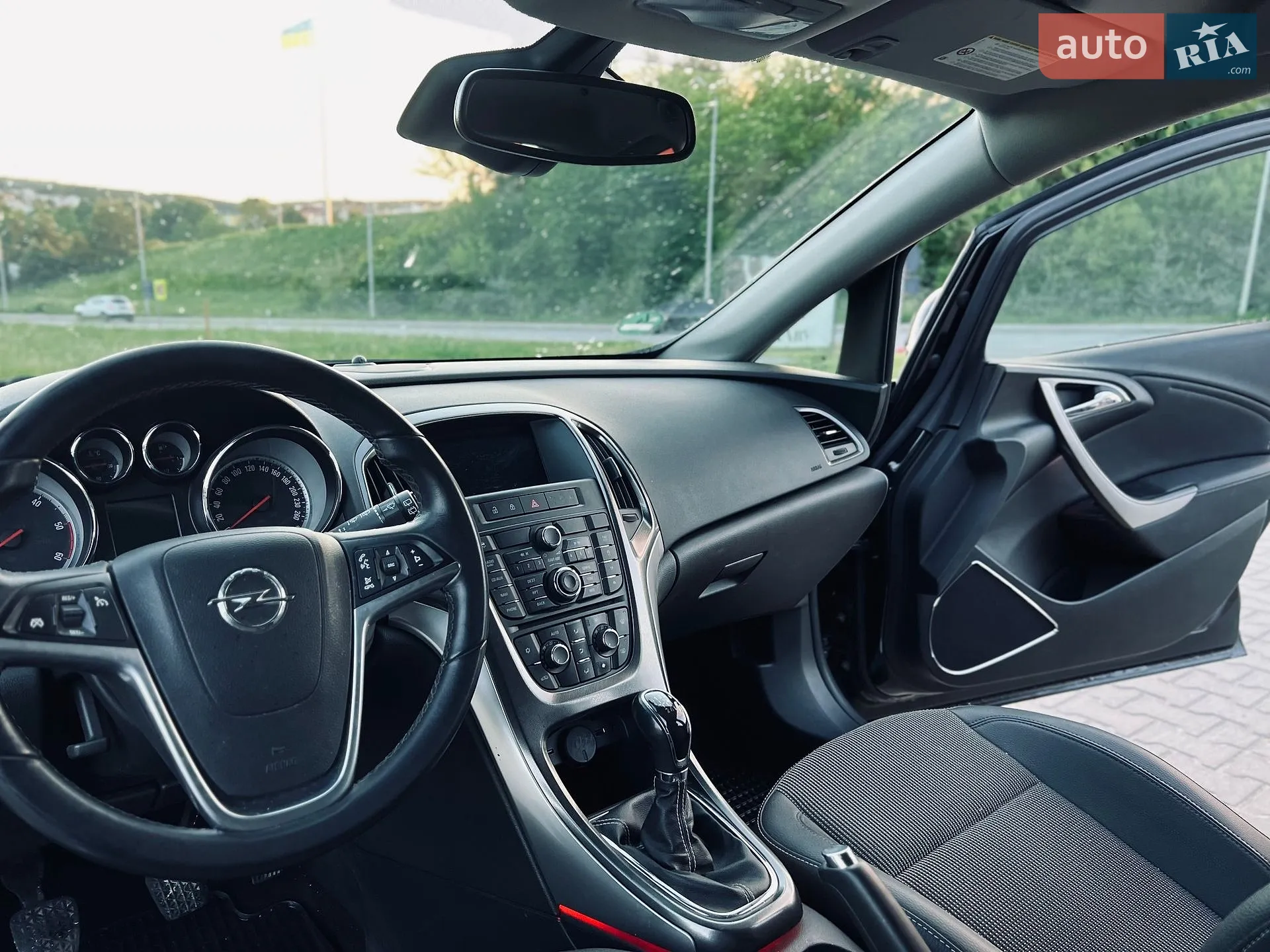 2013 Opel Astra - мініатюра 17