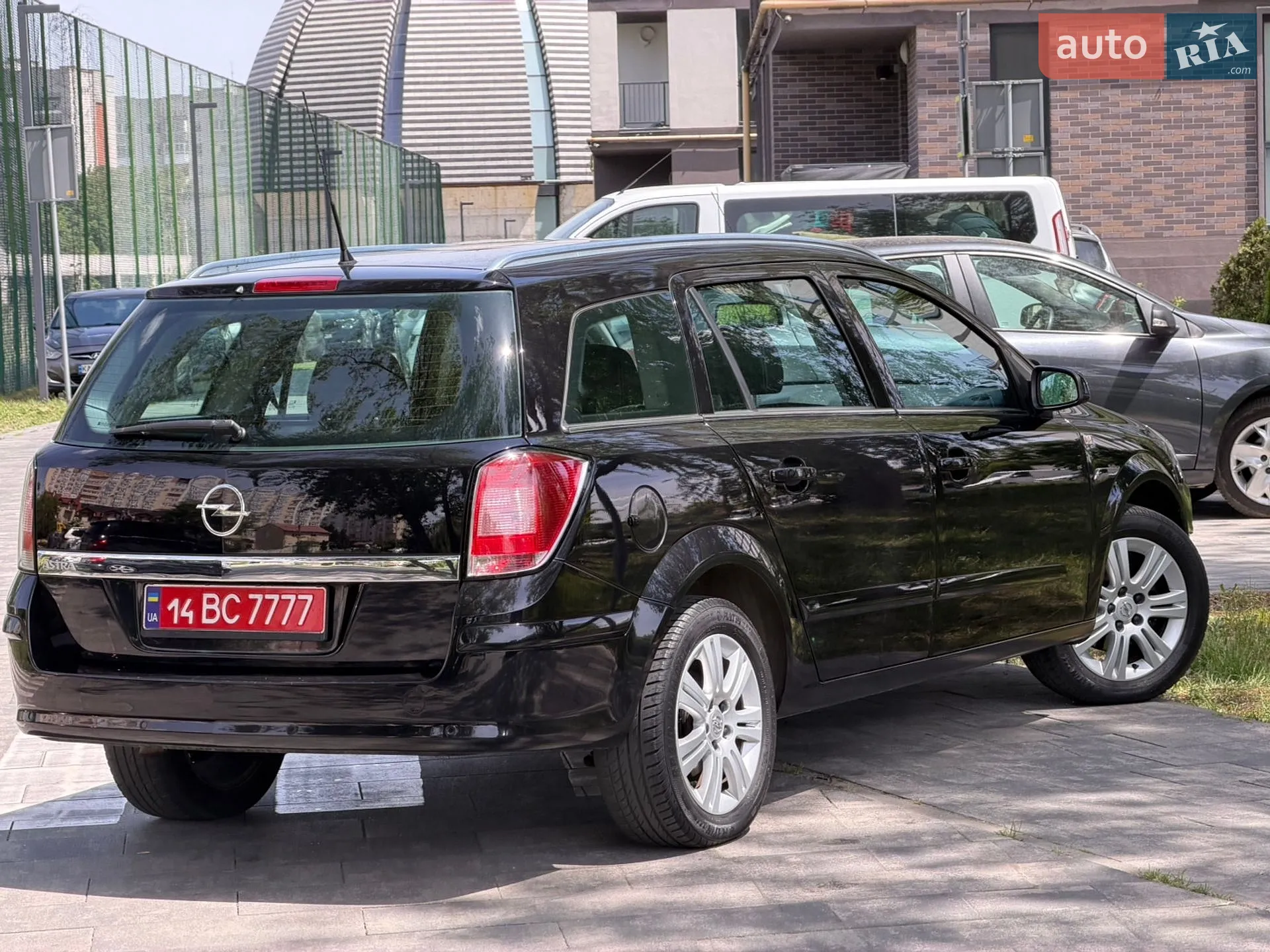 2010 Opel Astra - мініатюра 28