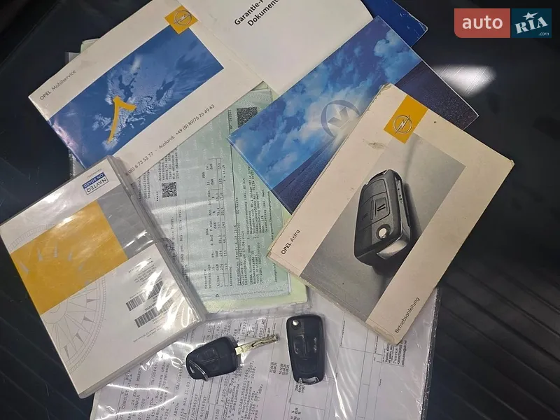 Универсал Opel Astra 2008 в Седлище документ
