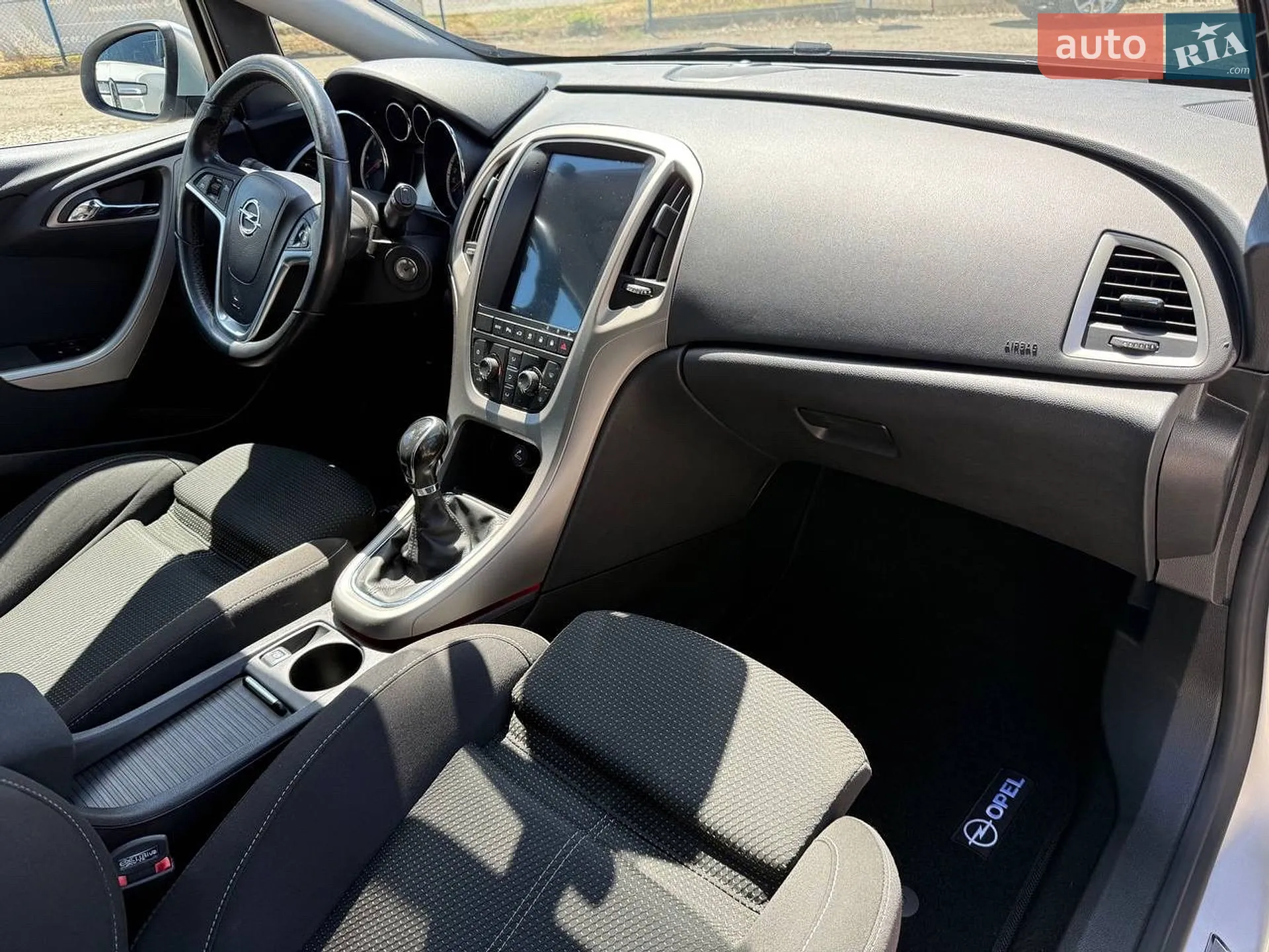 2011 Opel Astra - мініатюра 23
