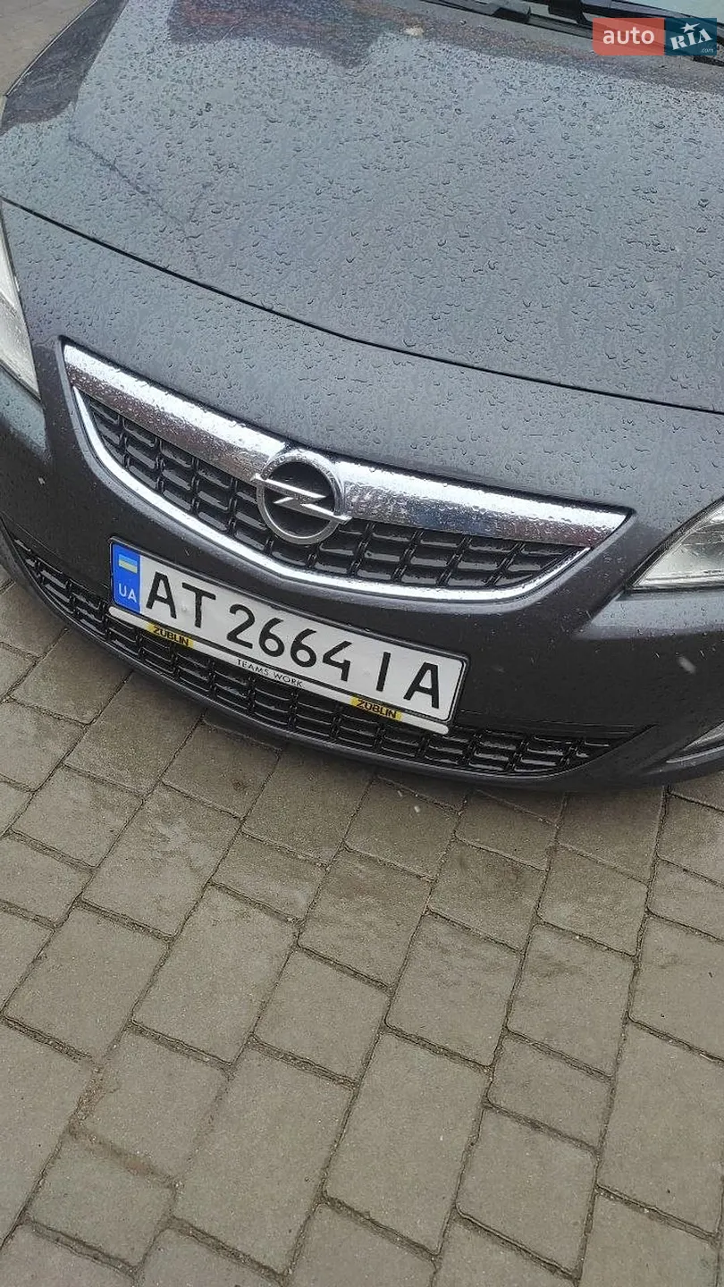 2011 Opel Astra - мініатюра 2