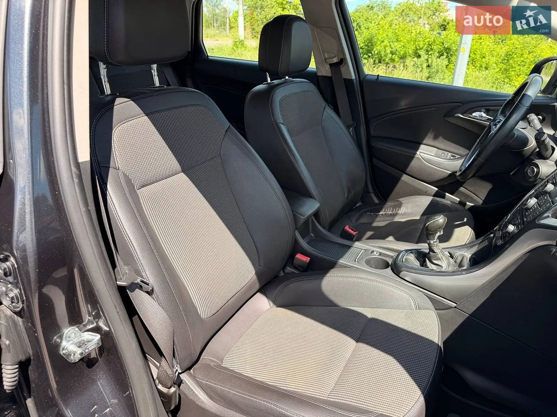 2012 Opel Astra - мініатюра 10