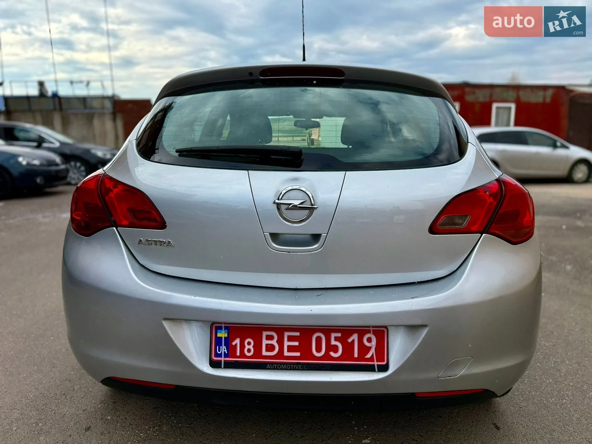 2011 Opel Astra - мініатюра 9