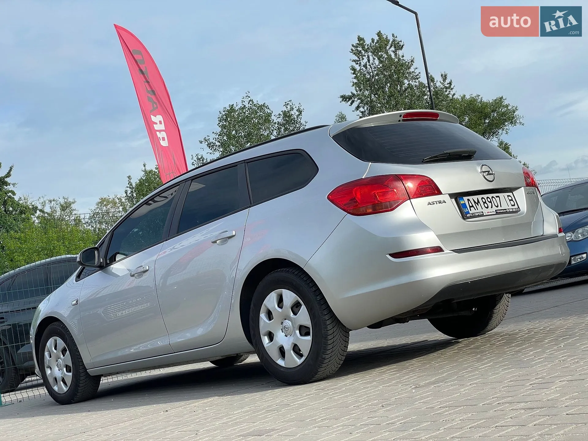 2011 Opel Astra - мініатюра 18