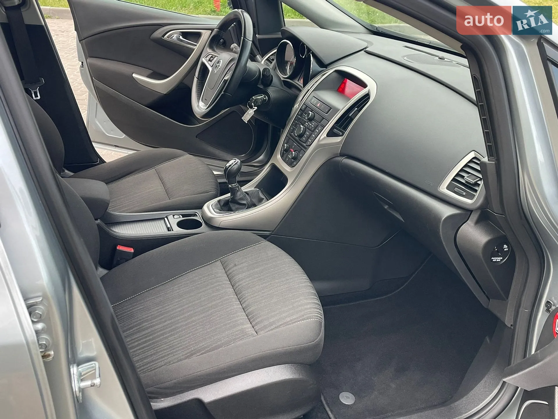 2010 Opel Astra - мініатюра 38