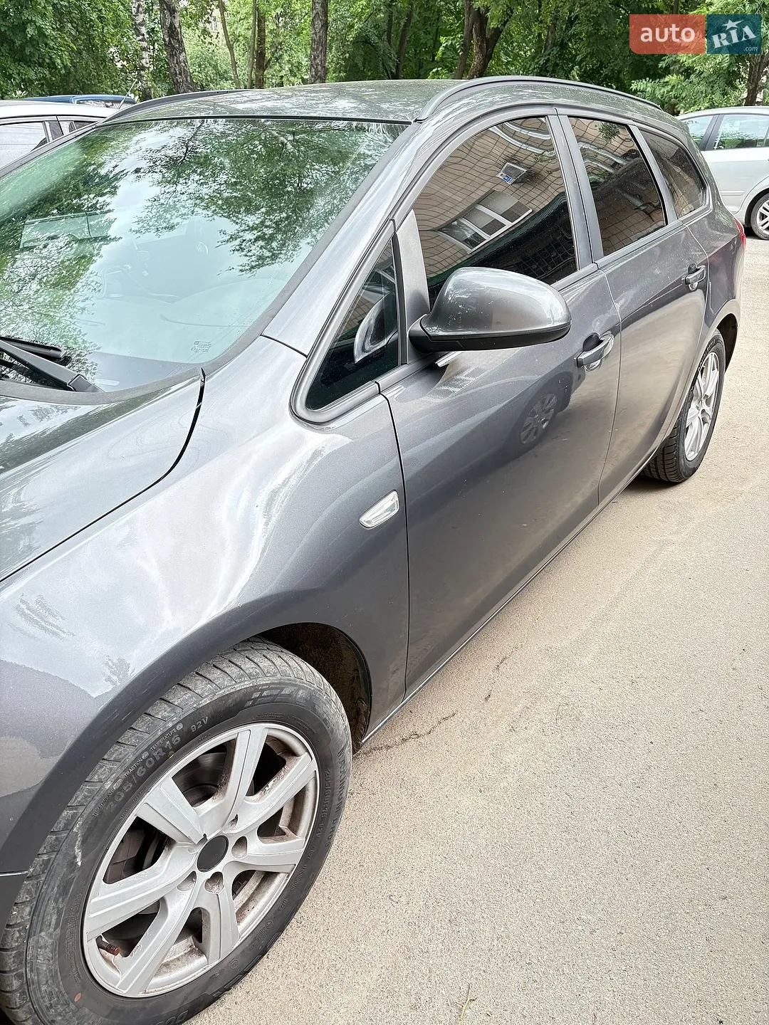 2011 Opel Astra - мініатюра 2