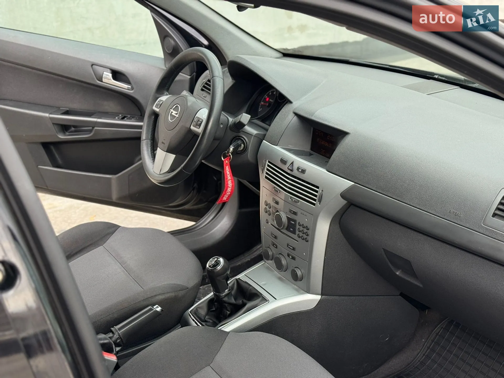 2010 Opel Astra - мініатюра 9