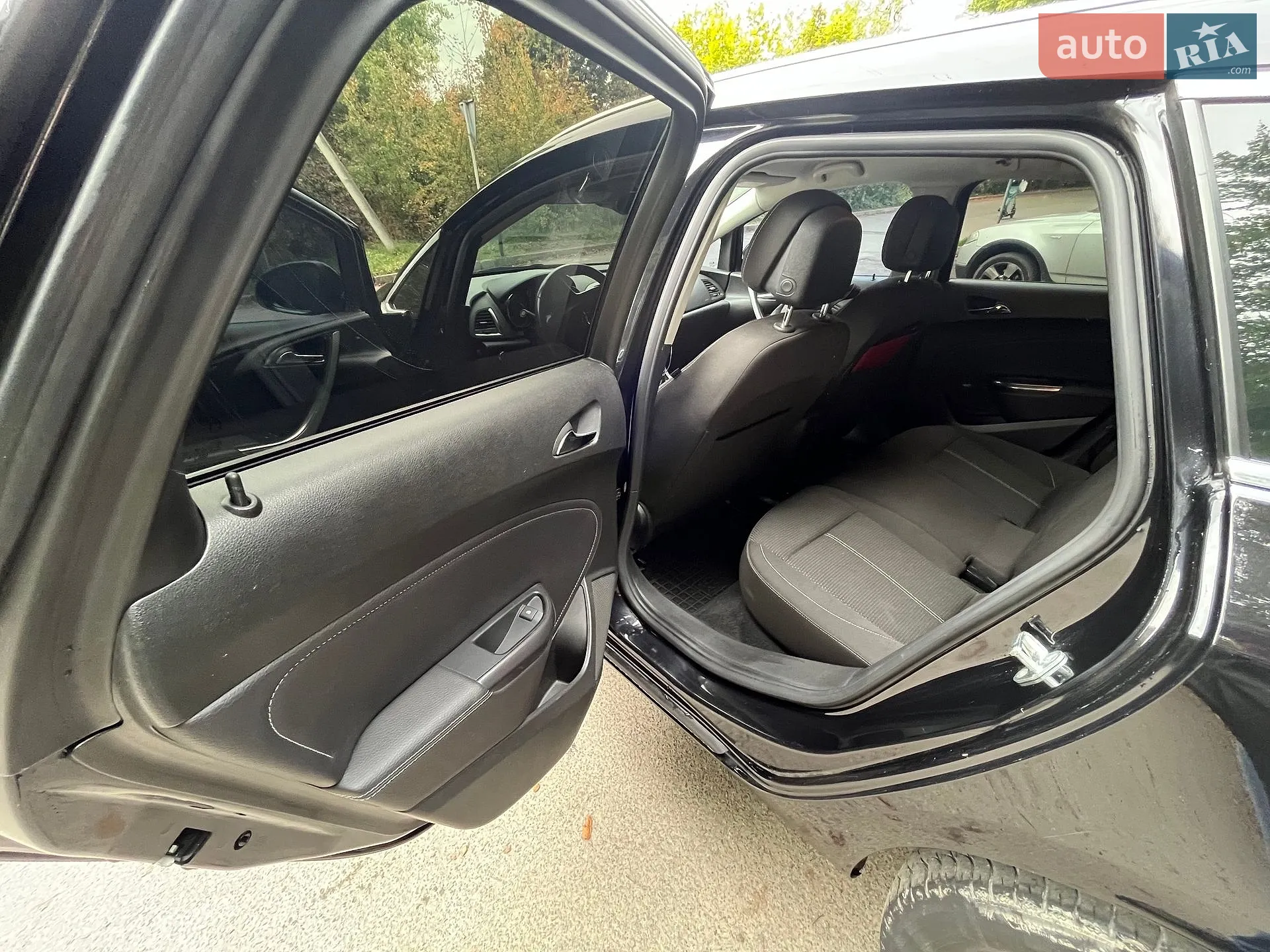 2011 Opel Astra - мініатюра 6