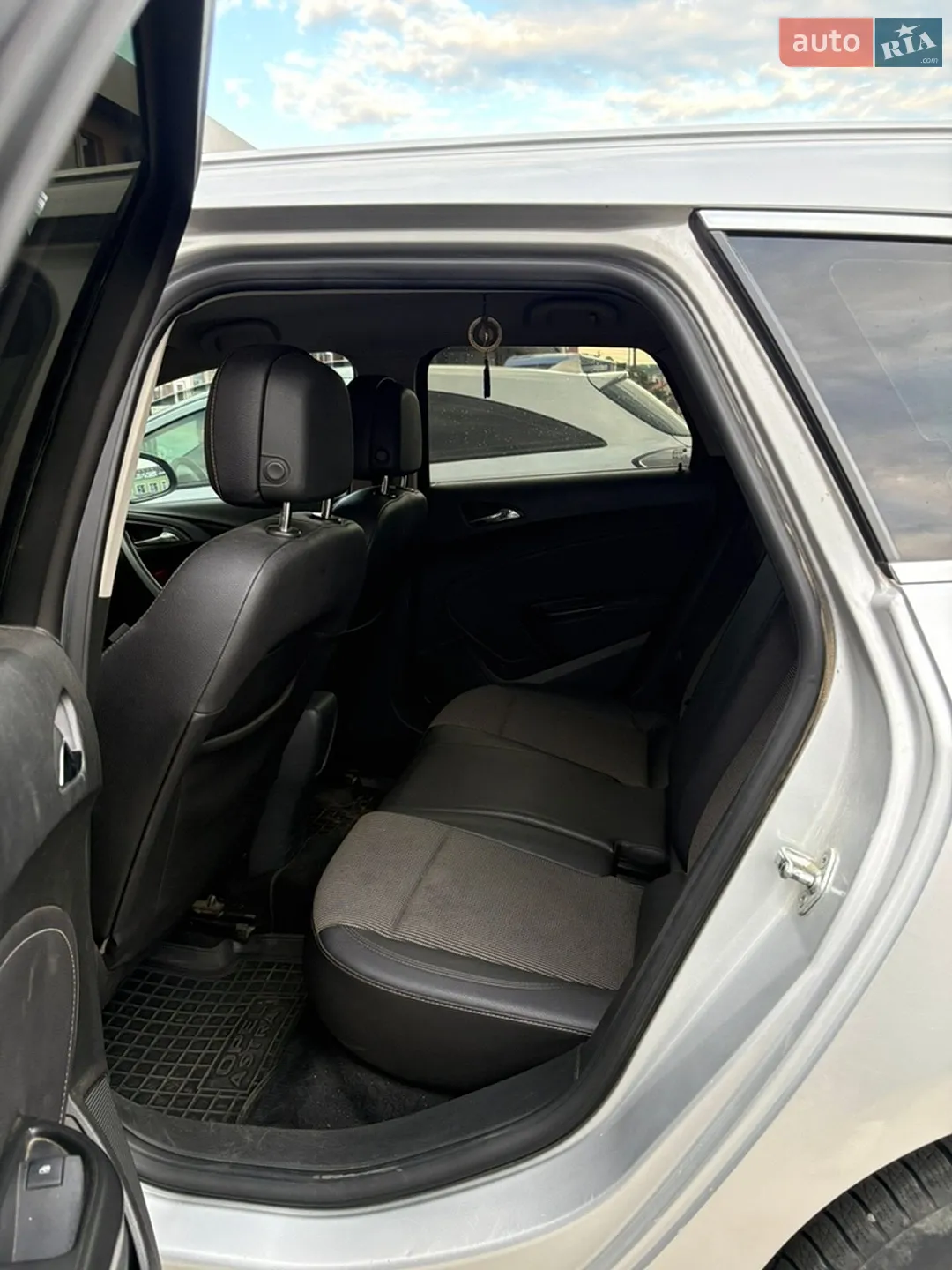 2013 Opel Astra - мініатюра 8