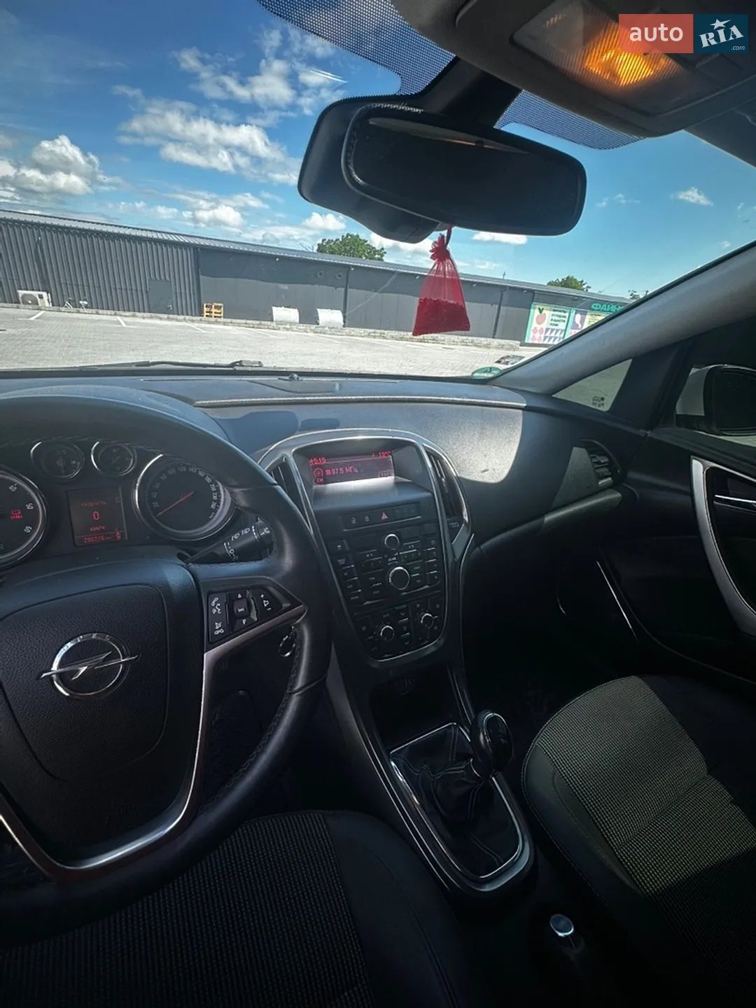 2011 Opel Astra - мініатюра 11