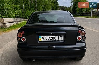 Седан Opel Astra 2006 в Киеве