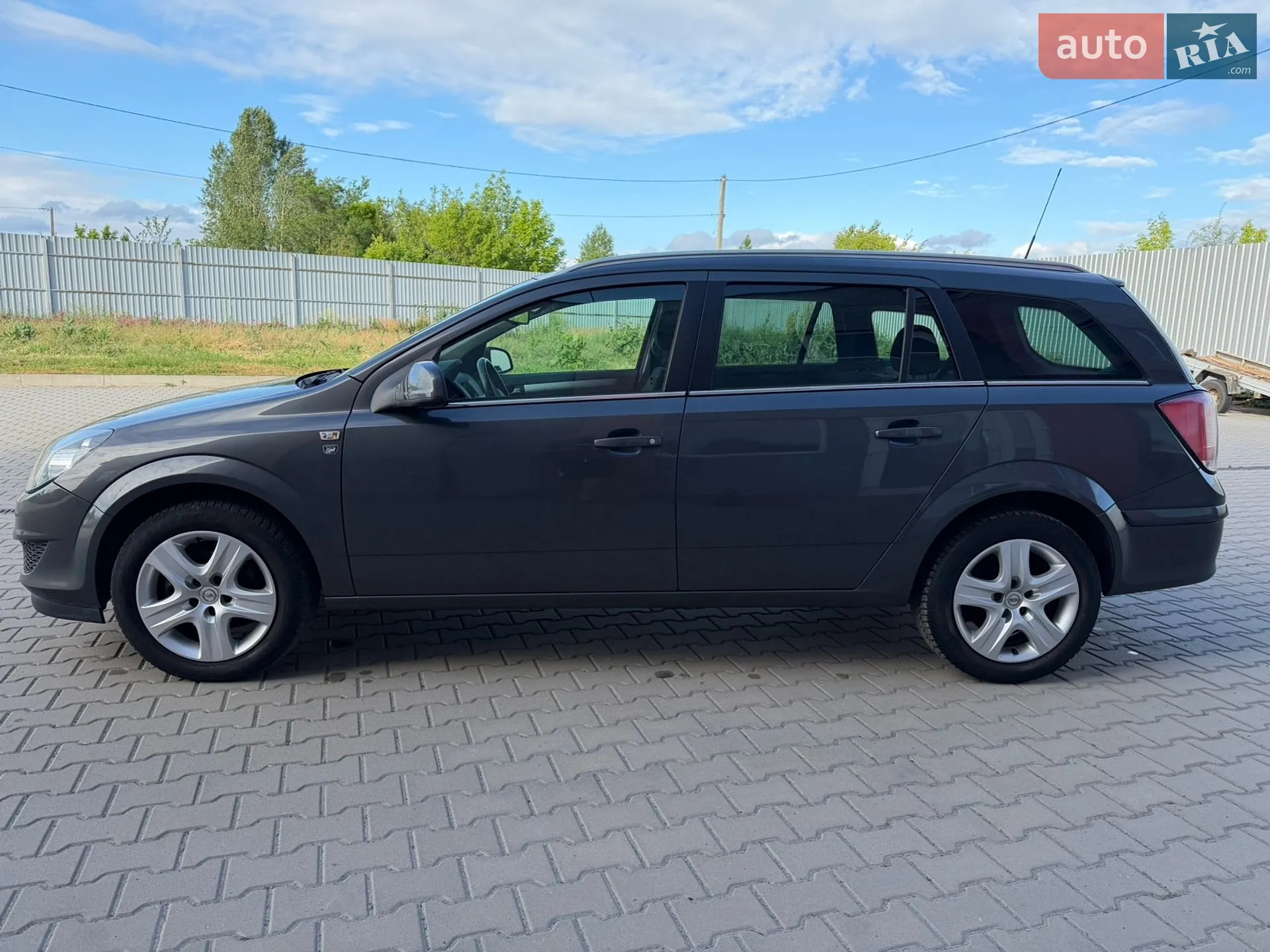 2010 Opel Astra - мініатюра 19