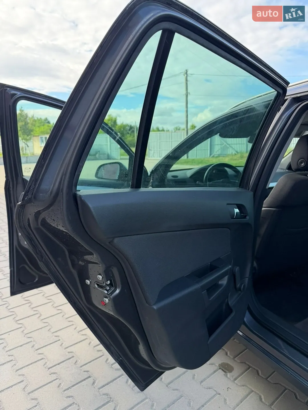 2010 Opel Astra - мініатюра 40