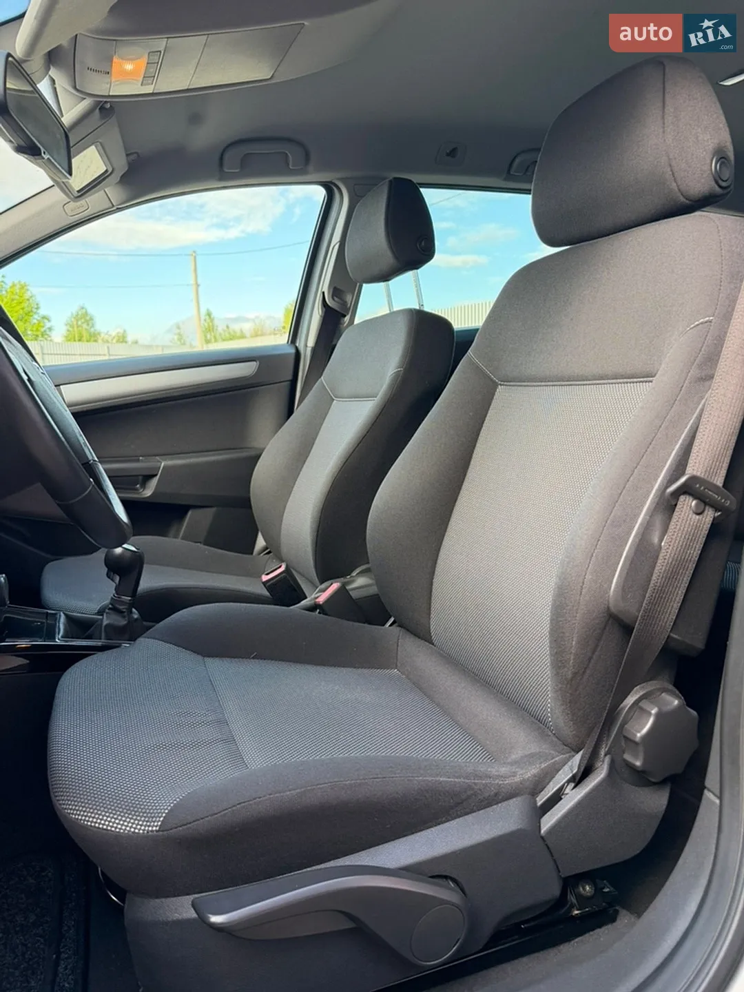2010 Opel Astra - мініатюра 39