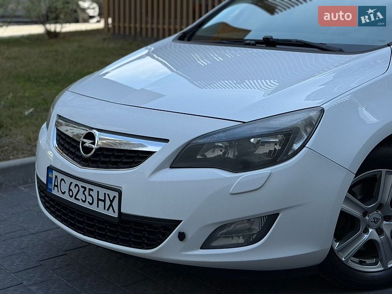Универсал Opel Astra 2011 в Львове фото 5 Универсал Opel Astra 2011 в Львове