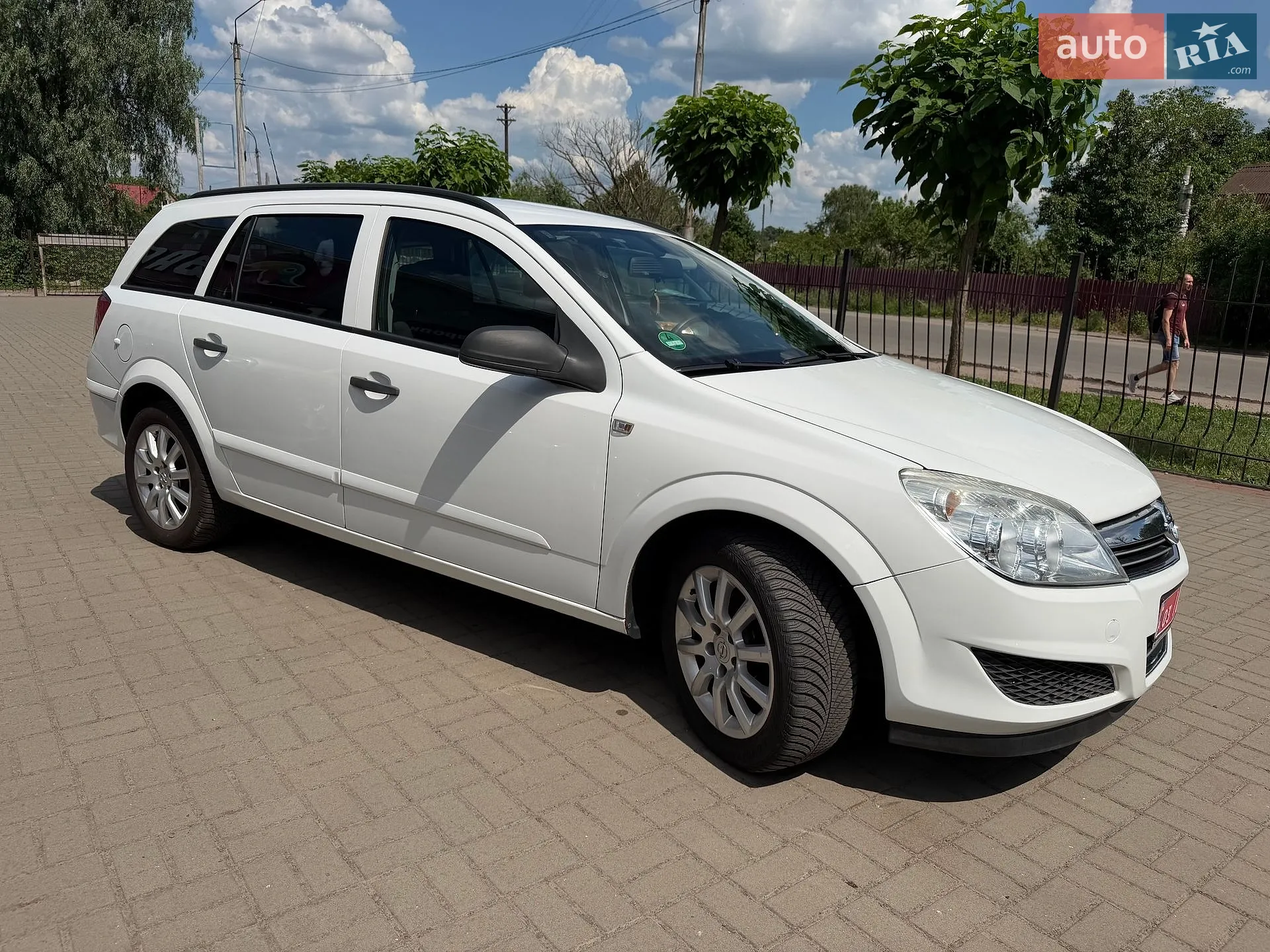 2010 Opel Astra - мініатюра 7