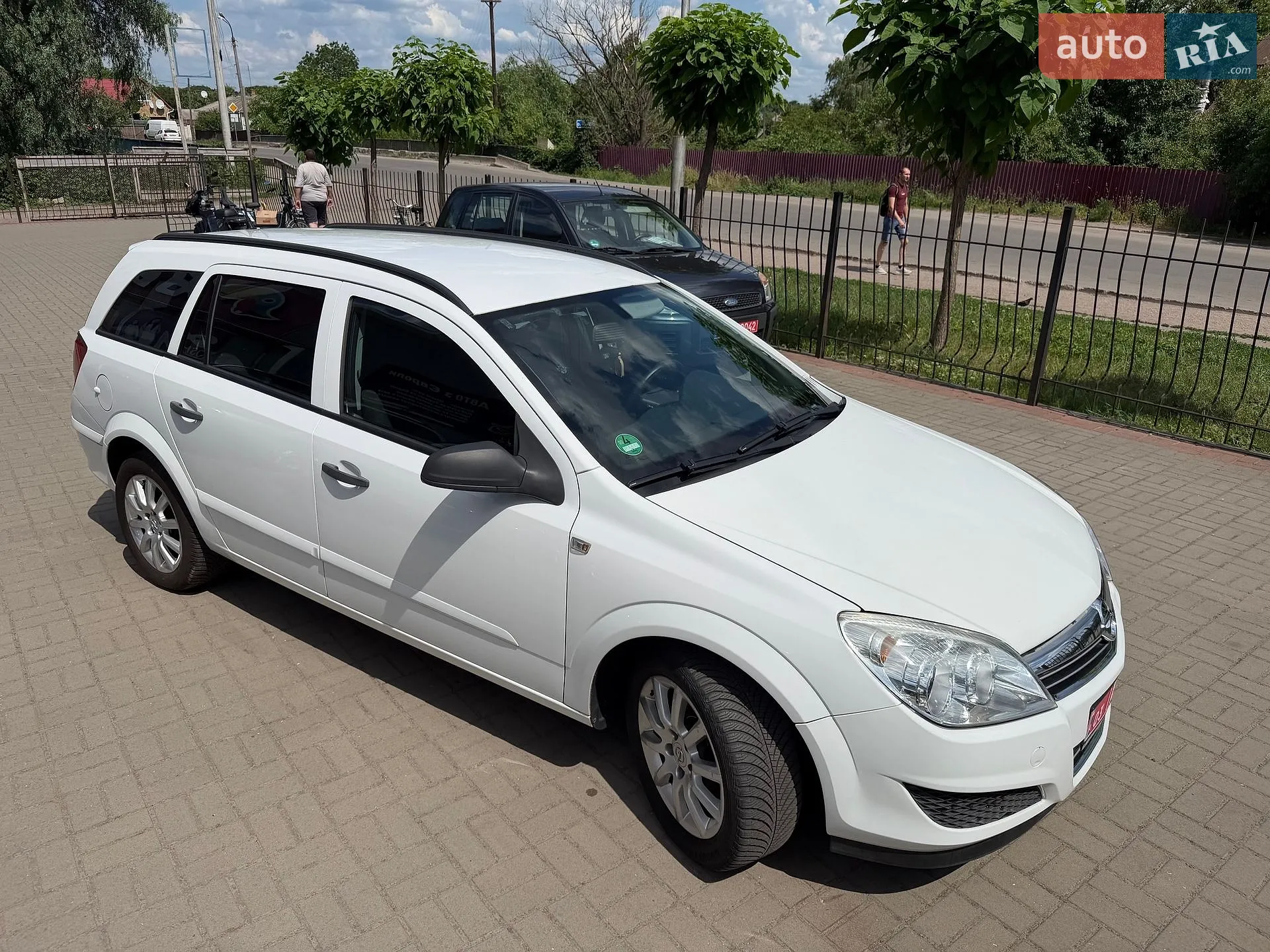 2010 Opel Astra - мініатюра 8