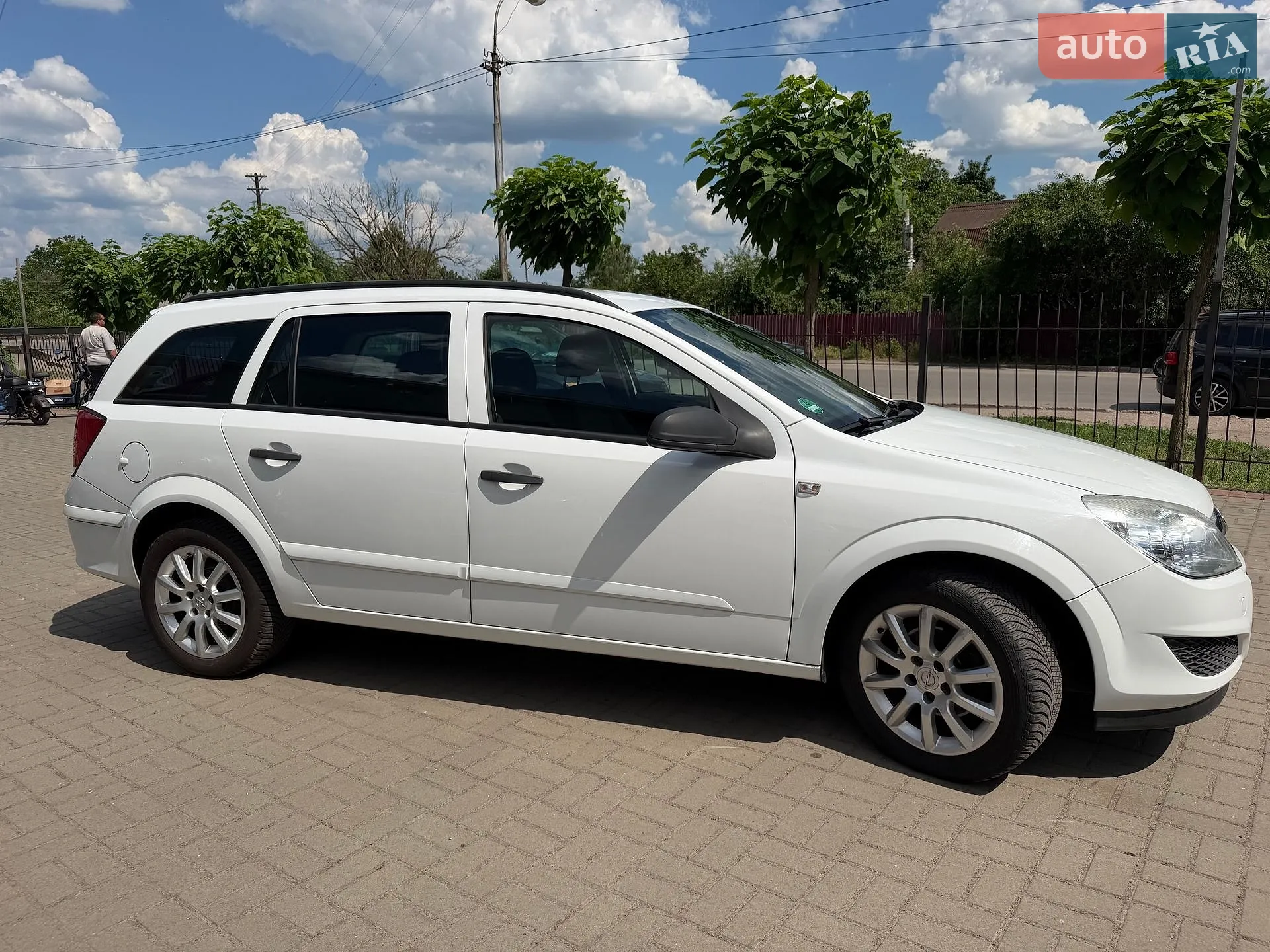 2010 Opel Astra - мініатюра 3