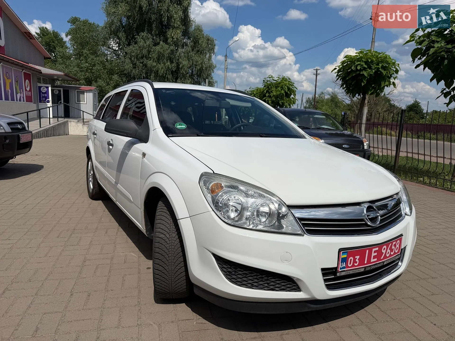 2010 Opel Astra - мініатюра 9