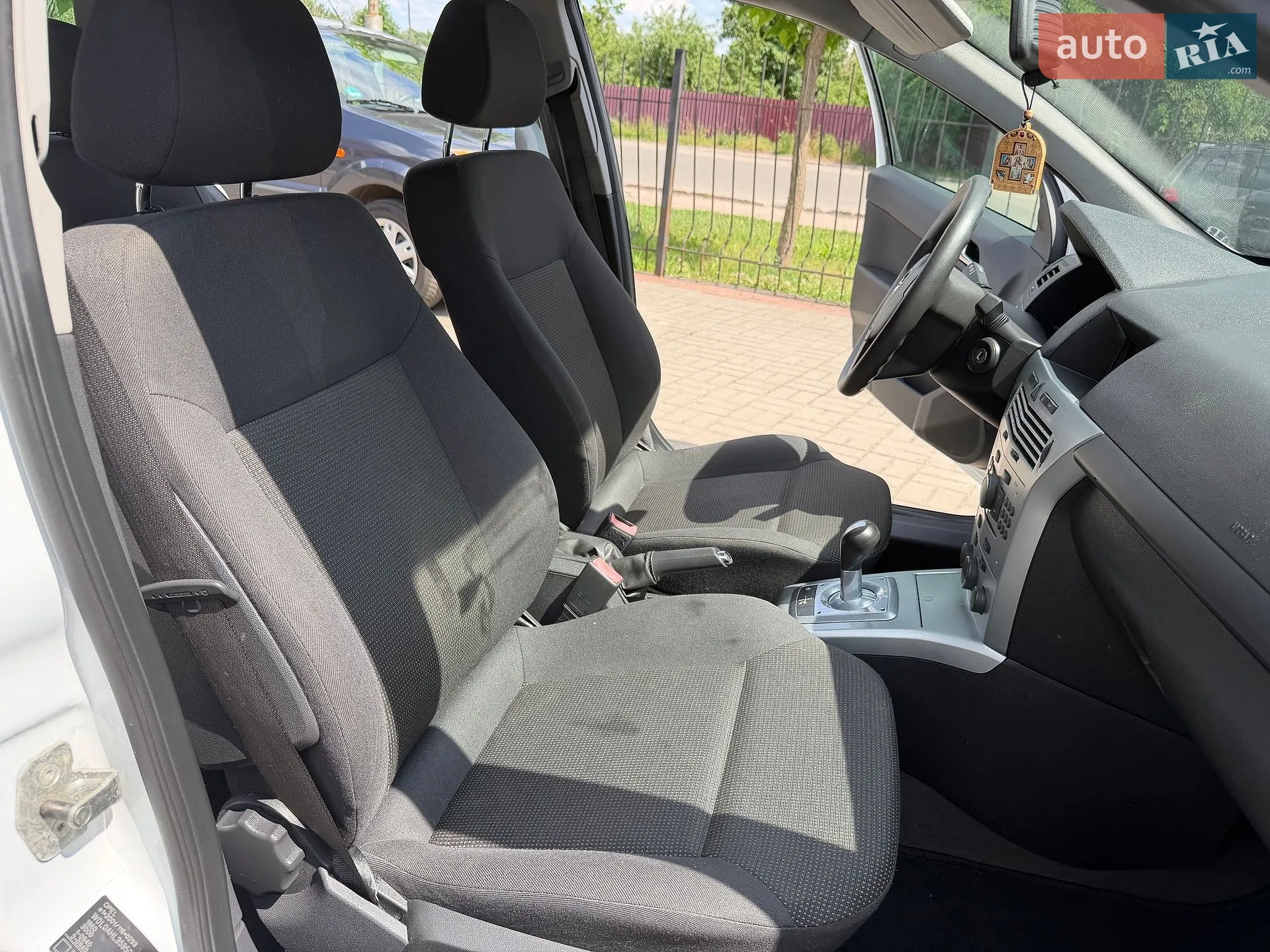 2010 Opel Astra - мініатюра 27