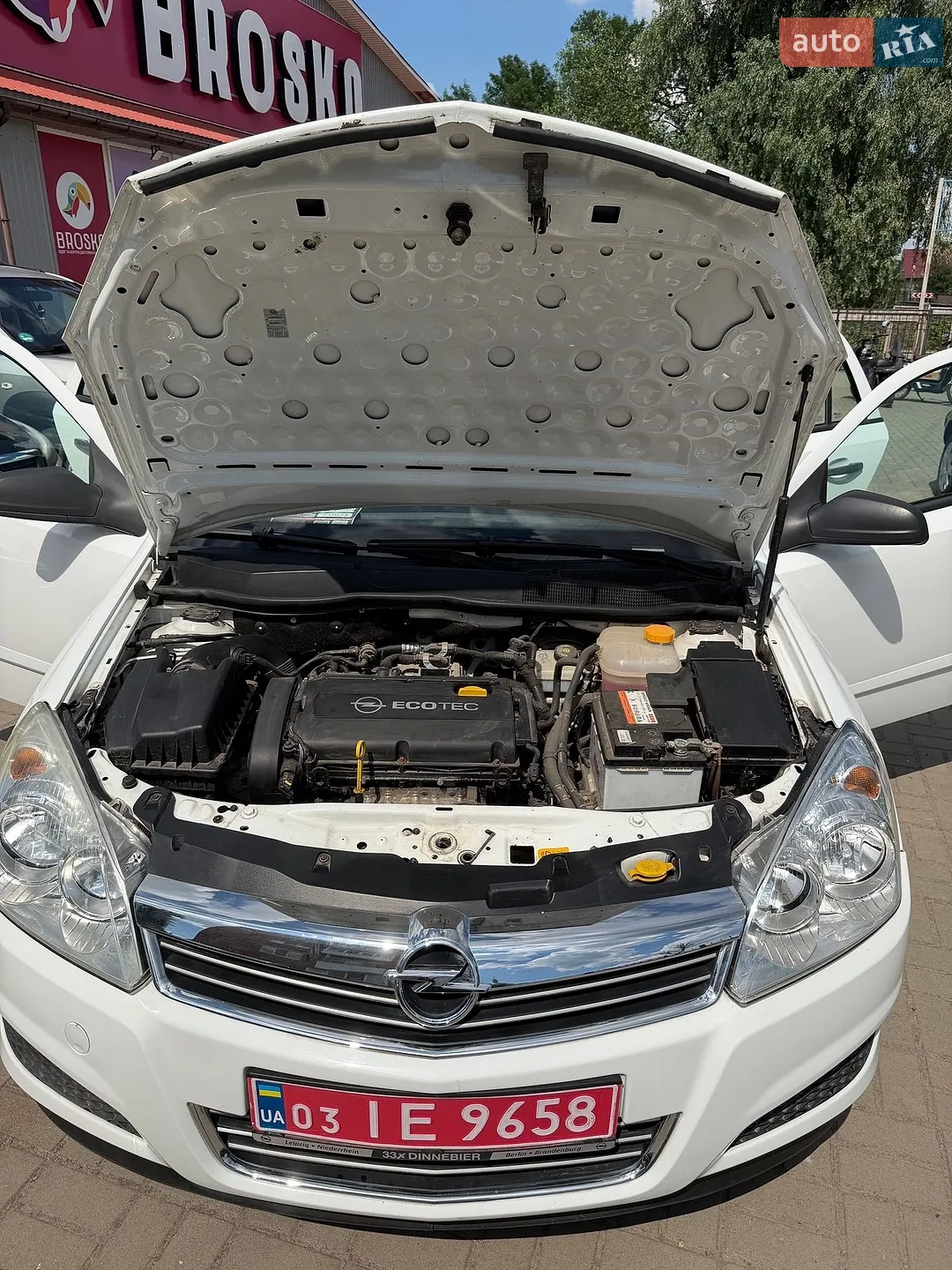 2010 Opel Astra - мініатюра 40