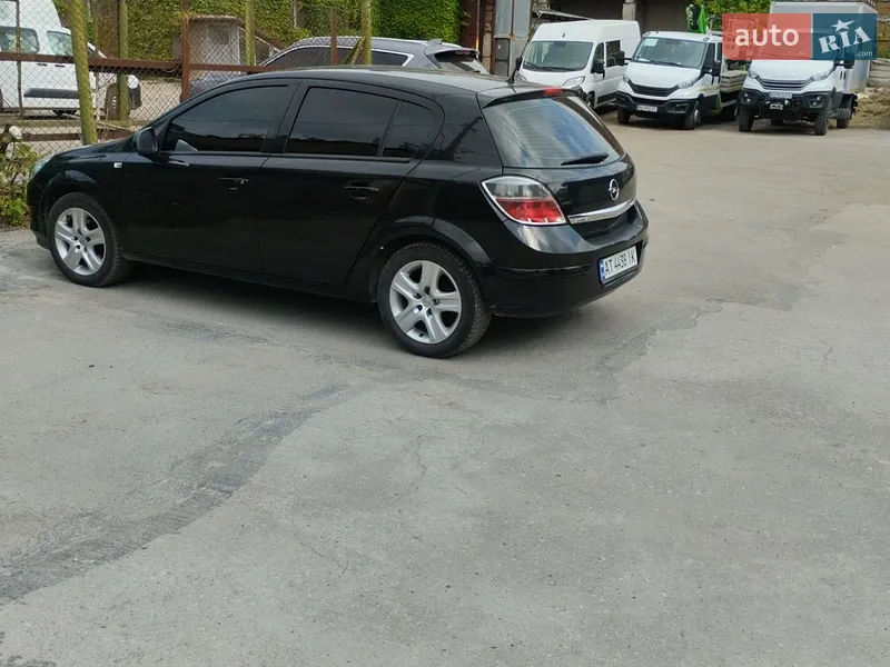 Opel Astra 2009