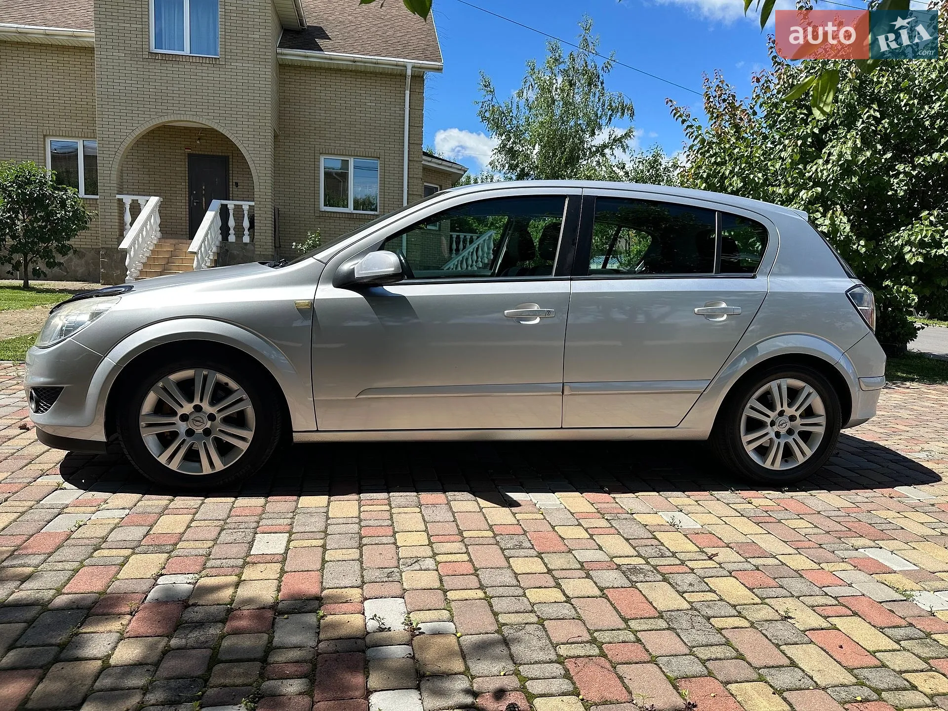 2010 Opel Astra - мініатюра 7
