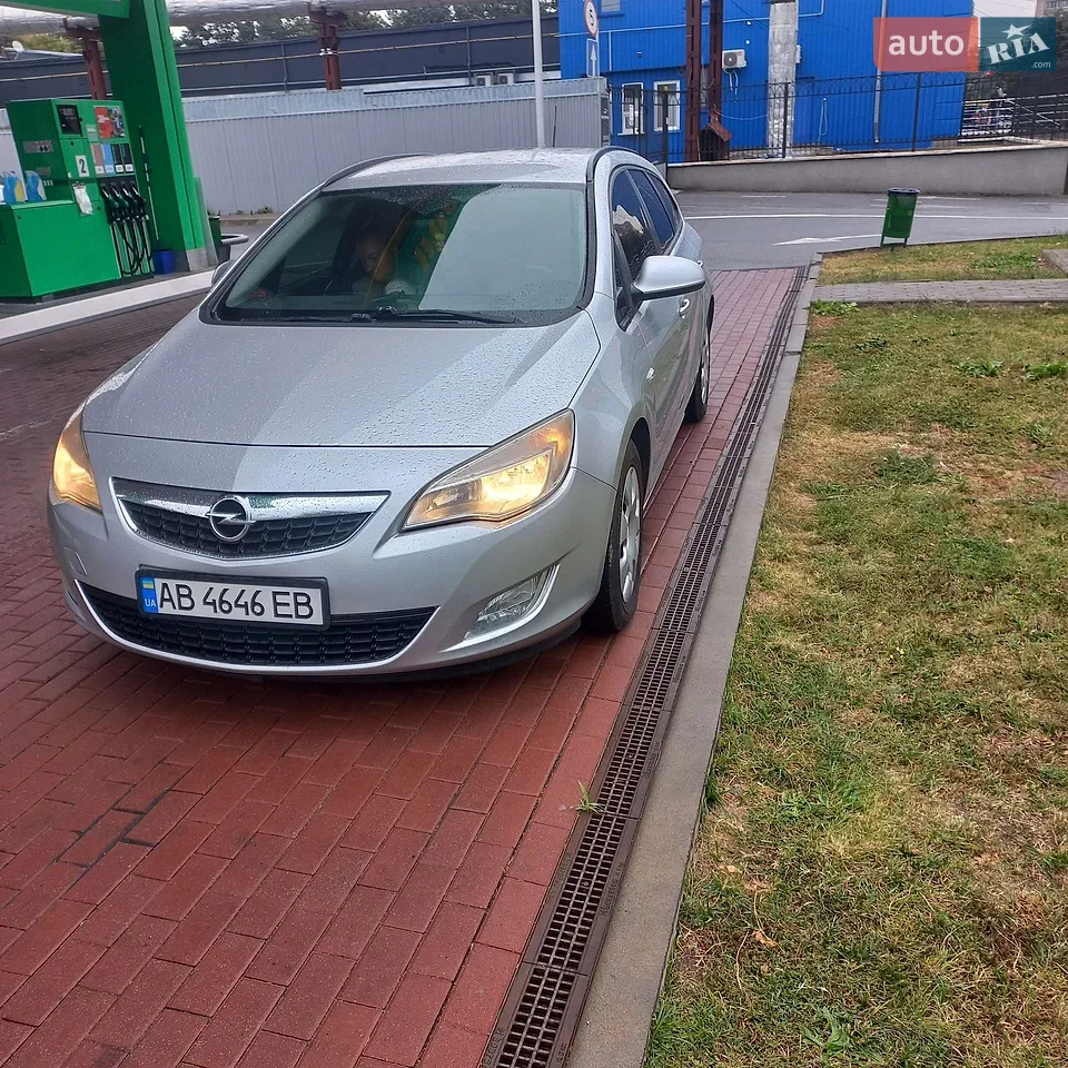 2011 Opel Astra - мініатюра 15