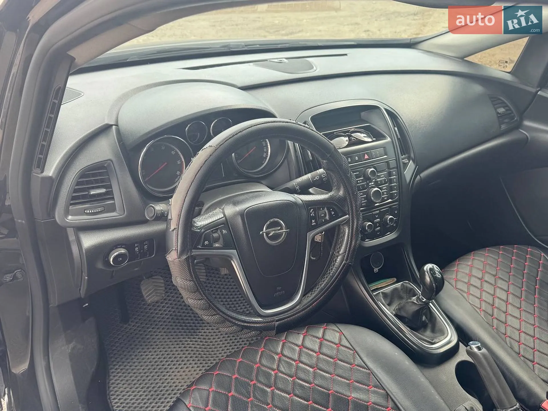 2011 Opel Astra - мініатюра 10