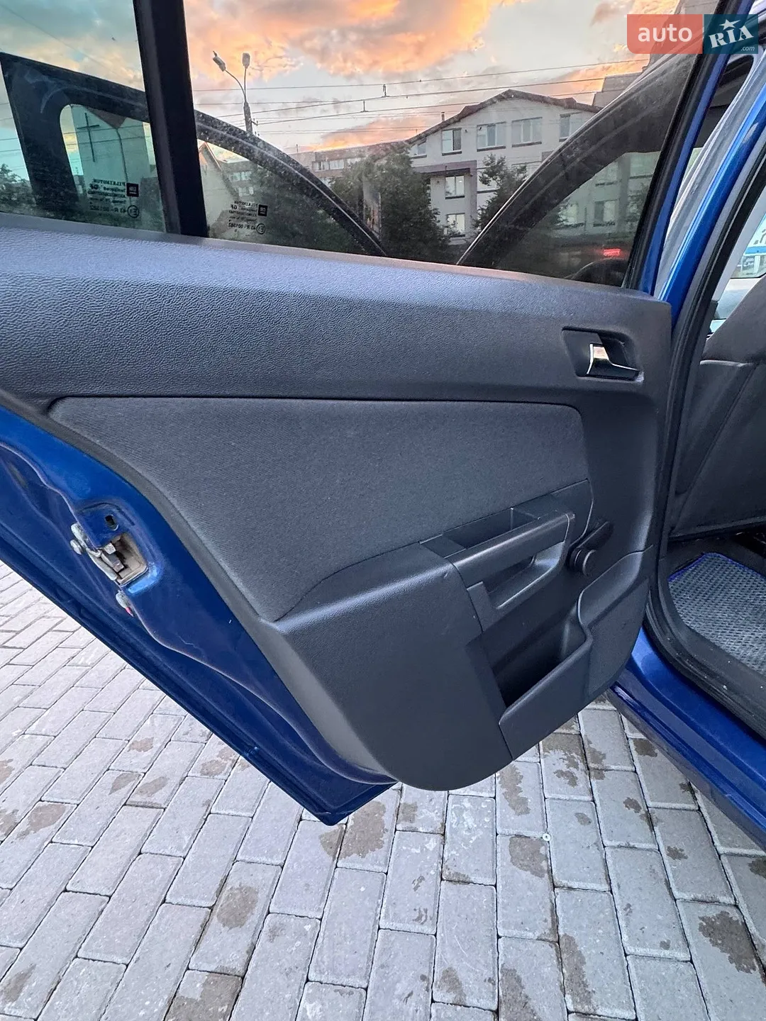 2010 Opel Astra - мініатюра 12