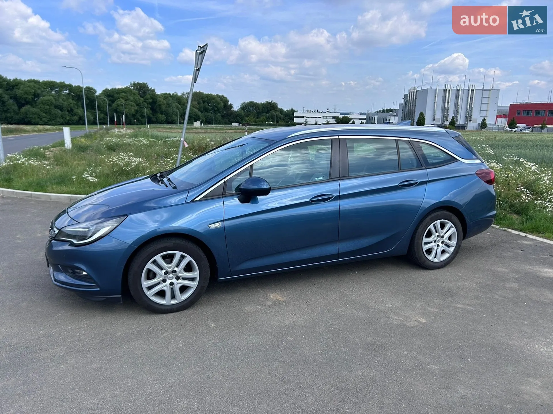 2017 Opel Astra - мініатюра 2