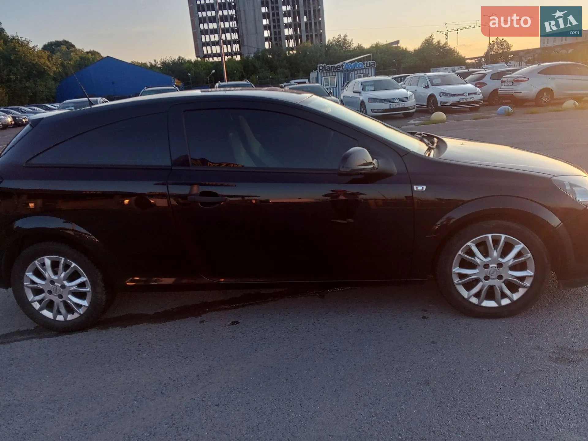 2010 Opel Astra - мініатюра 2