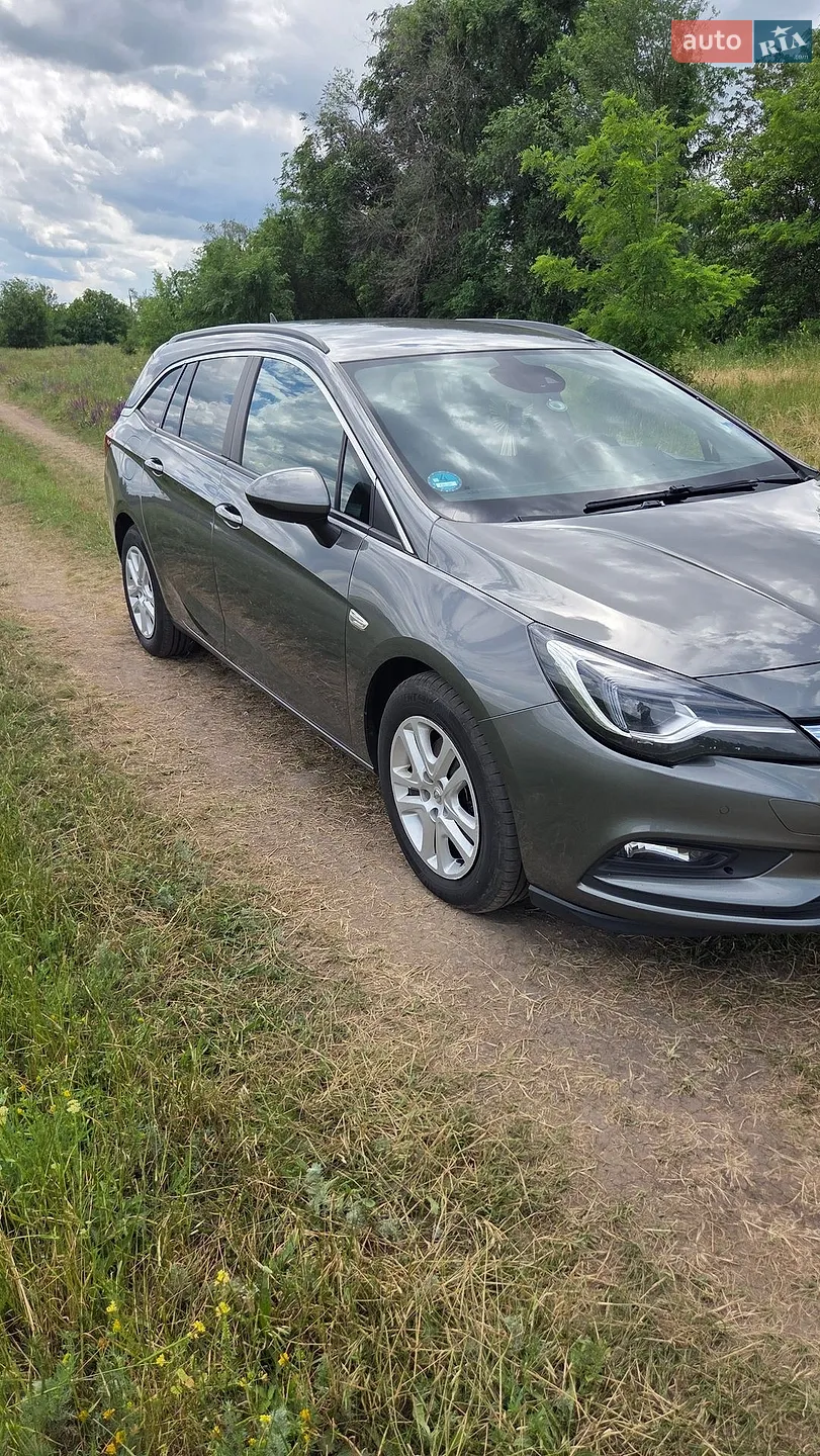 2017 Opel Astra - мініатюра 2
