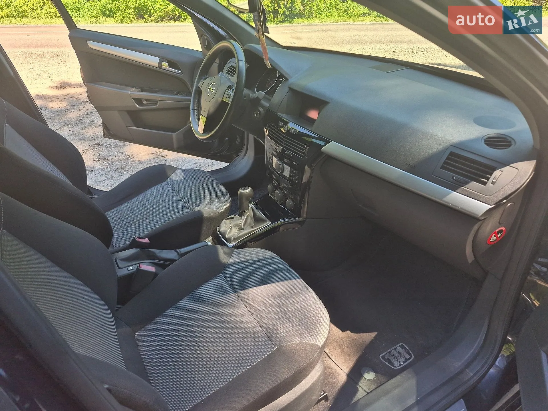 2010 Opel Astra - мініатюра 32