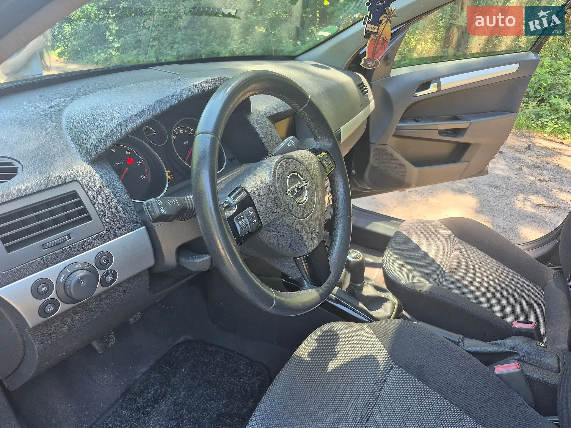 2010 Opel Astra - мініатюра 36