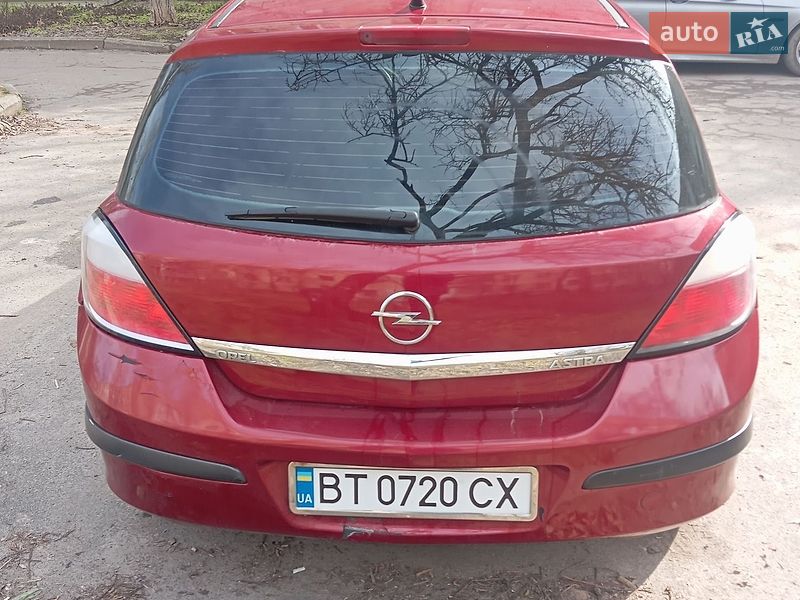 Хэтчбек Opel Astra 2006 в Николаеве